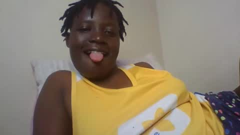 Vee tommy online show from February 2025 06:47:02 PM