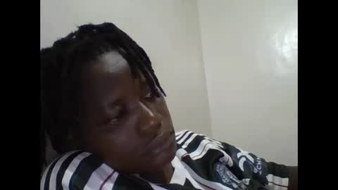 Snapshot of vee_tommy chatting on May 2026 03:13:01 AM Vee tommy online show from May 2026 03:13:01 AM