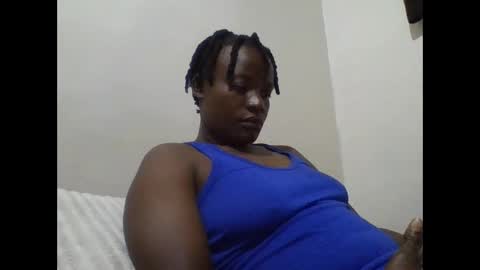 Snapshot of vee_tommy chatting on May 2026 04:19:01 AM Vee tommy online show from May 2026 04:19:01 AM