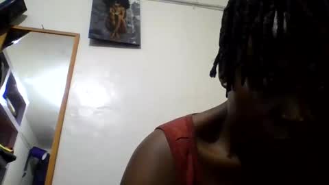 Snapshot of vee_tommy chatting on June 2026 02:34:02 AM Vee tommy online show from June 2026 02:34:02 AM