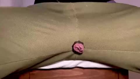 Snapshot of veiny_thing chatting on December 2025 01:33:02 AM veiny_thing online show from December 2025 01:33:02 AM