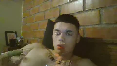 velasmanu1 online show from October 2025 05:39:02 AM