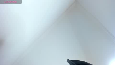 Snapshot of velez_isa chatting on February 2026 07:42:02 PM velez_isa online show from February 2026 07:42:02 PM