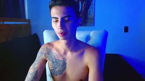 velk_hot1 online show from February 2026 02:11:02 PM