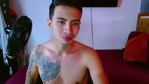 Snapshot of velk_hot1 chatting on June 2026 01:01:02 PM velk_hot1 online show from June 2026 01:01:02 PM