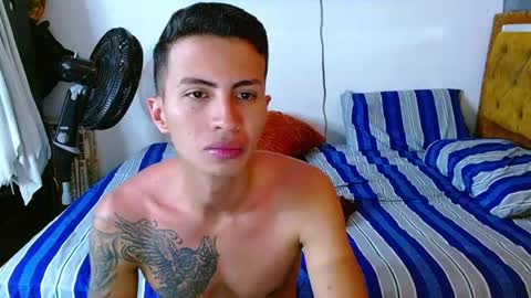 Snapshot of velk_hot1 chatting on July 2026 12:22:01 PM velk_hot1 online show from July 2026 12:22:01 PM