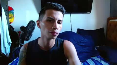 Snapshot of velk_hot1 chatting on July 2026 12:44:01 PM velk_hot1 online show from July 2026 12:44:01 PM