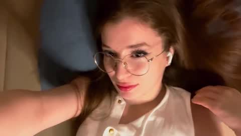 Snapshot of vellarecupero chatting on September 2025 08:30:02 PM Sana online show from September 2025 08:30:02 PM