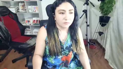 Im VelaI will be Christmas and New Year with my family December 22 to January 13 I will miss you guys. online show from September 2025 04:14:02 AM