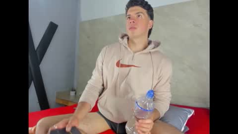 Snapshot of vellotouch chatting on January 2026 12:10:02 PM Vello online show from January 2026 12:10:02 PM