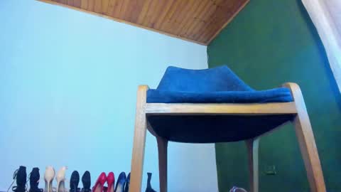 Sara online show from December 2025 12:30:01 AM