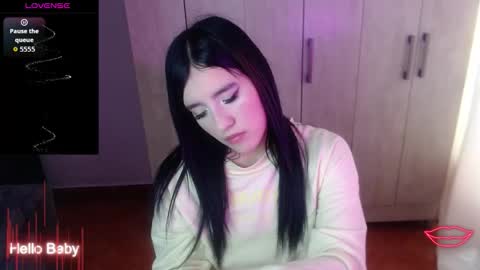 velvet_28_ online show from October 2025 01:03:02 PM