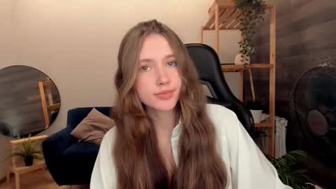 velvet_cherry online show from September 2025 03:59:01 PM