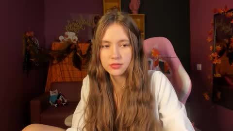 velvet_cherry online show from October 2025 03:56:02 PM