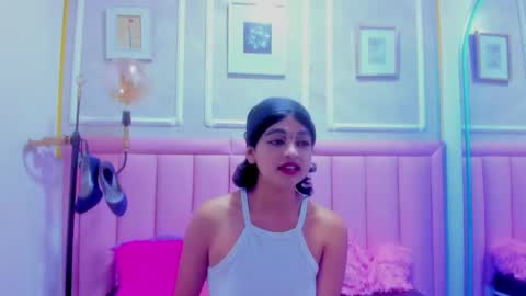 Snapshot of velvet_giirll chatting on June 2026 01:22:01 PM velvet_giirll online show from June 2026 01:22:01 PM