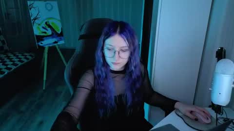 Snapshot of velvet_siren chatting on August 2026 09:00:02 AM Violet online show from August 2026 09:00:02 AM