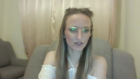 velvetintuition online show from May 2026 08:36:02 PM