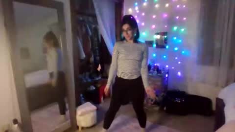 Kitty online show from February 2026 03:13:02 AM