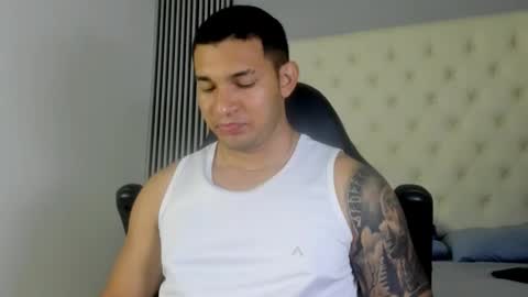 Snapshot of venedic__bull chatting on January 2026 05:45:02 AM Venedic online show from January 2026 05:45:02 AM