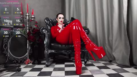 Snapshot of venenaschwarz chatting on February 2025 05:58:01 PM MISTRESS online show from February 2025 05:58:01 PM