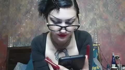 Snapshot of venera_goddess chatting on December 2025 09:18:02 AM Naly online show from December 2025 09:18:02 AM