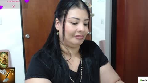 Snapshot of venus1111_ chatting on April 2026 09:59:02 PM HI IM VENUS SMALL BOOBS BIG HEART WARM PUSSY online show from April 2026 09:59:02 PM