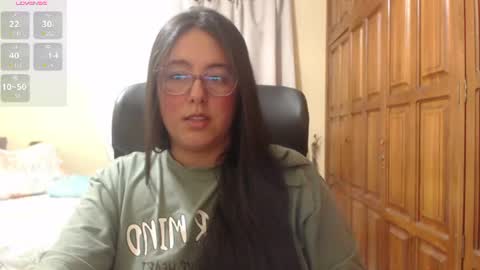 Snapshot of venus_cat_ chatting on July 2026 02:29:02 AM Venus online show from July 2026 02:29:02 AM
