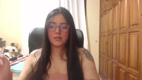 Snapshot of venus_cat_ chatting on July 2026 04:27:01 AM Venus online show from July 2026 04:27:01 AM