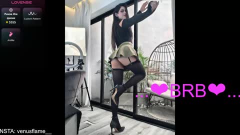 Snapshot of venus_flame chatting on June 2026 12:11:01 PM VENUS online show from June 2026 12:11:01 PM