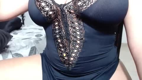 venus_menoza online show from September 2025 02:55:01 AM