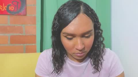 Luisa online show from December 2024 01:58:02 AM