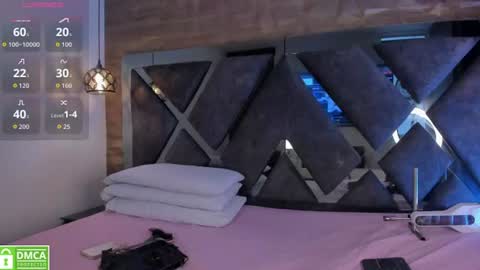 Snapshot of venus_velez chatting on June 2026 12:09:02 PM Venus online show from June 2026 12:09:02 PM