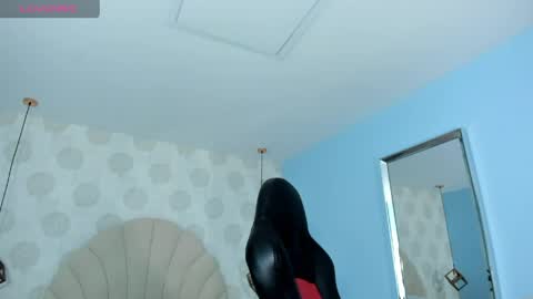 Snapshot of venusgreys1 chatting on May 2026 12:11:02 PM VENUS online show from May 2026 12:11:02 PM