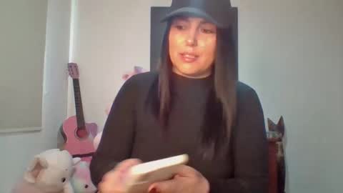 Snapshot of venusina07 chatting on May 2026 04:01:02 PM VENUSINA07 online show from May 2026 04:01:02 PM