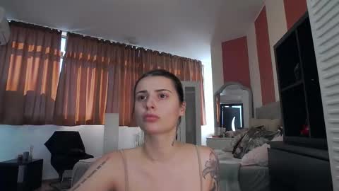 Snapshot of venusinylons chatting on November 2025 11:33:01 AM venusinylons online show from November 2025 11:33:01 AM