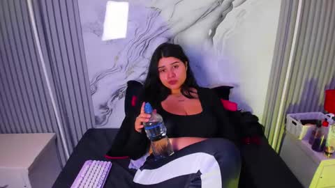 Venusowen  online show from April 2026 02:03:02 PM