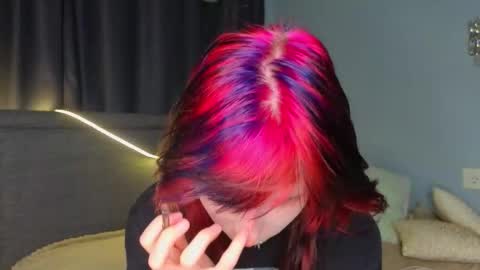 Erica online show from January 2026 08:22:02 PM