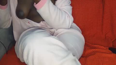 vera_bliss21 online show from September 2025 10:02:02 PM