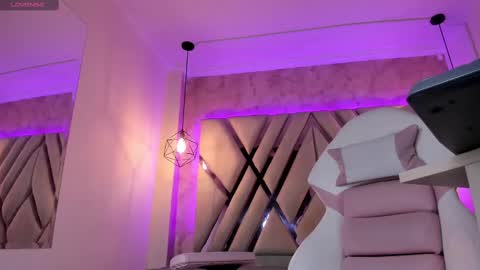 Snapshot of verabest chatting on February 2025 02:48:02 PM Domelipa online show from February 2025 02:48:02 PM