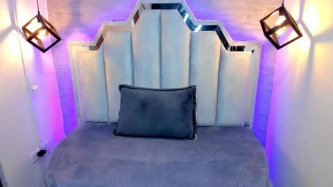 Domelipa  online show from December 2025 12:21:01 PM