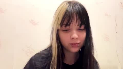 Snapshot of veradaisy chatting on February 2026 06:25:01 PM Veronika online show from February 2026 06:25:01 PM