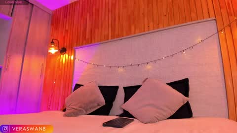 veraswan1 online show from January 2025 11:52:02 PM