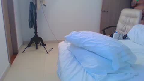 Snapshot of vergagolosa22 chatting on January 2025 12:28:01 AM vergagolosa22 online show from January 2025 12:28:01 AM