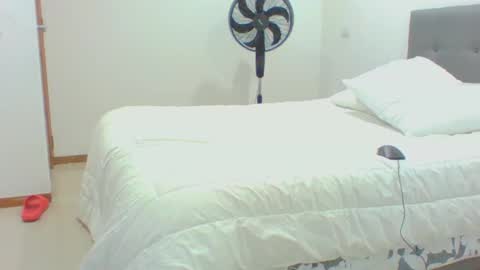 Snapshot of vergagolosa22 chatting on October 2025 02:11:02 AM vergagolosa22 online show from October 2025 02:11:02 AM