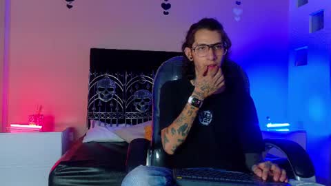 vergil_noir online show from July 2026 04:15:01 AM