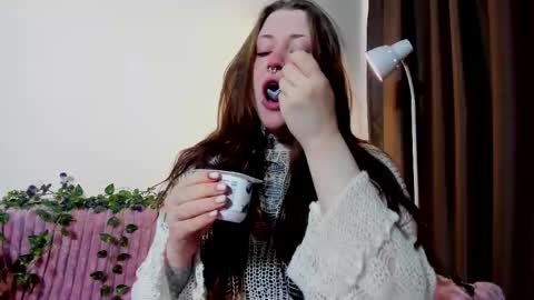 Snapshot of vergill_hella chatting on November 2025 07:19:02 AM Sonya online show from November 2025 07:19:02 AM