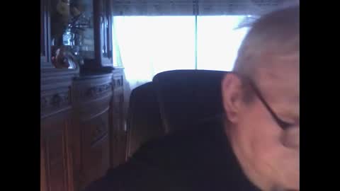 Snapshot of vergne50 chatting on April 2026 05:38:01 AM vergne50 online show from April 2026 05:38:01 AM