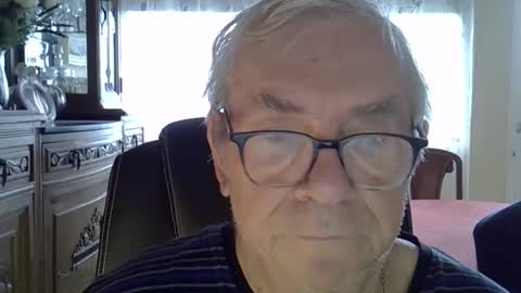 Snapshot of vergne50 chatting on April 2026 06:29:02 AM vergne50 online show from April 2026 06:29:02 AM