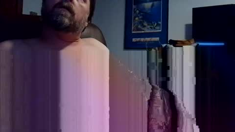 Snapshot of vermontguy76 chatting on December 2024 07:00:01 PM vermontguy76 online show from December 2024 07:00:01 PM