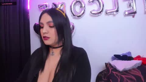  karolina online show from February 2025 03:29:01 AM